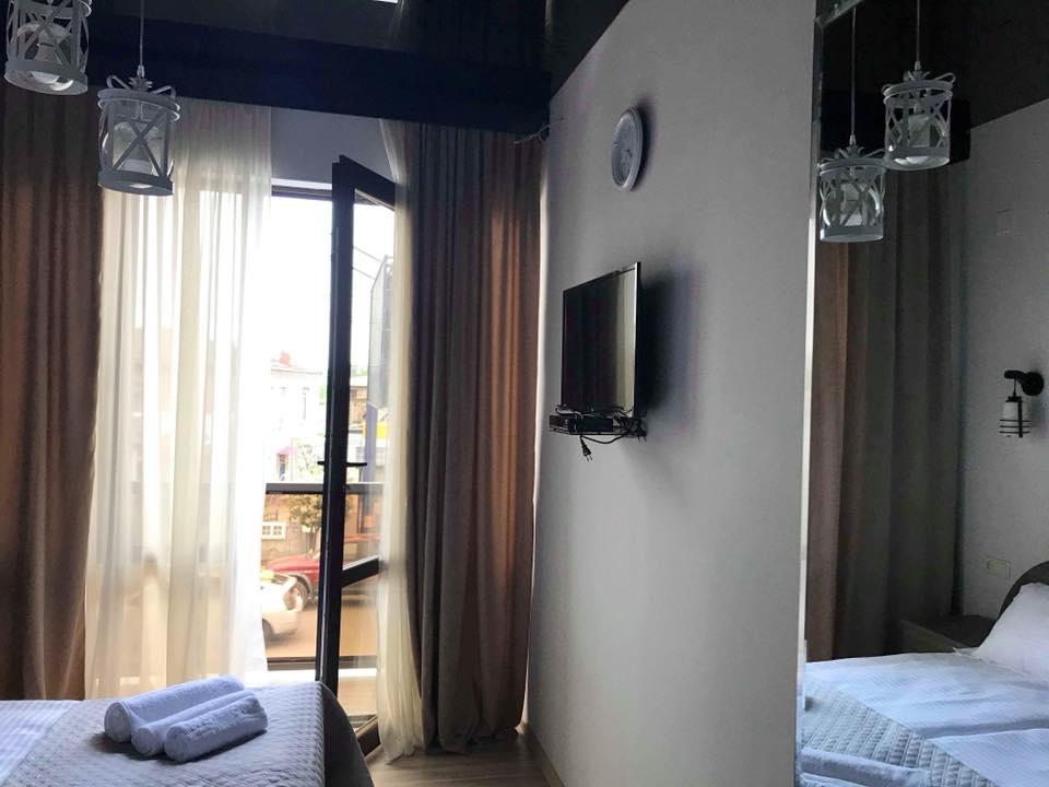 Lazika Hotell Zugdidi Eksteriør bilde
